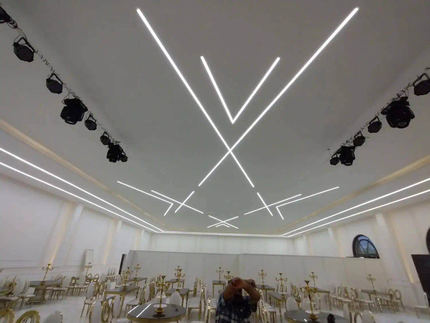 نقاشی ساختمان پذیرفته میشود|خدمات پیشه و مهارت|گرگان, |دیوار