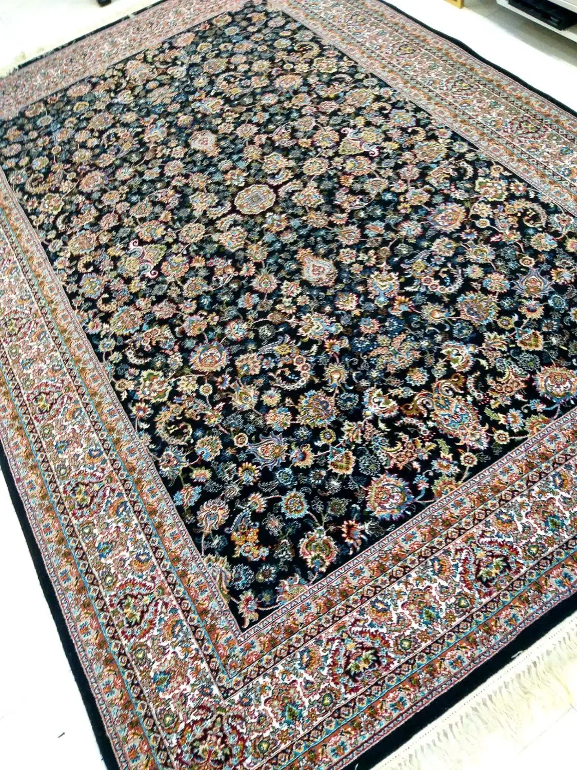 فرشا ۴تا 6متری درحدنو مشابهم خوش نقش|فرش|همدان, |دیوار