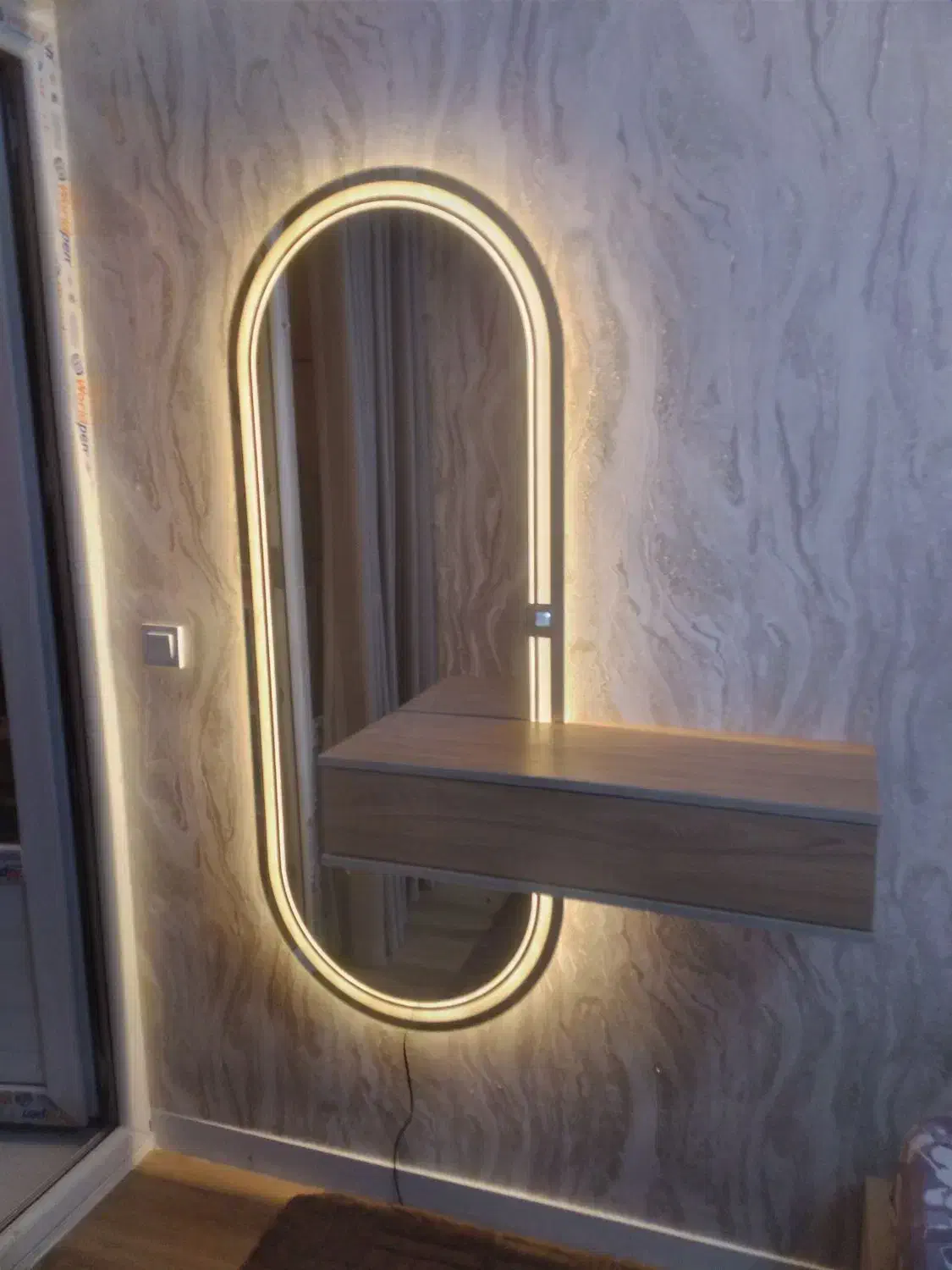 آینه قدی|آینه|همدان, |دیوار