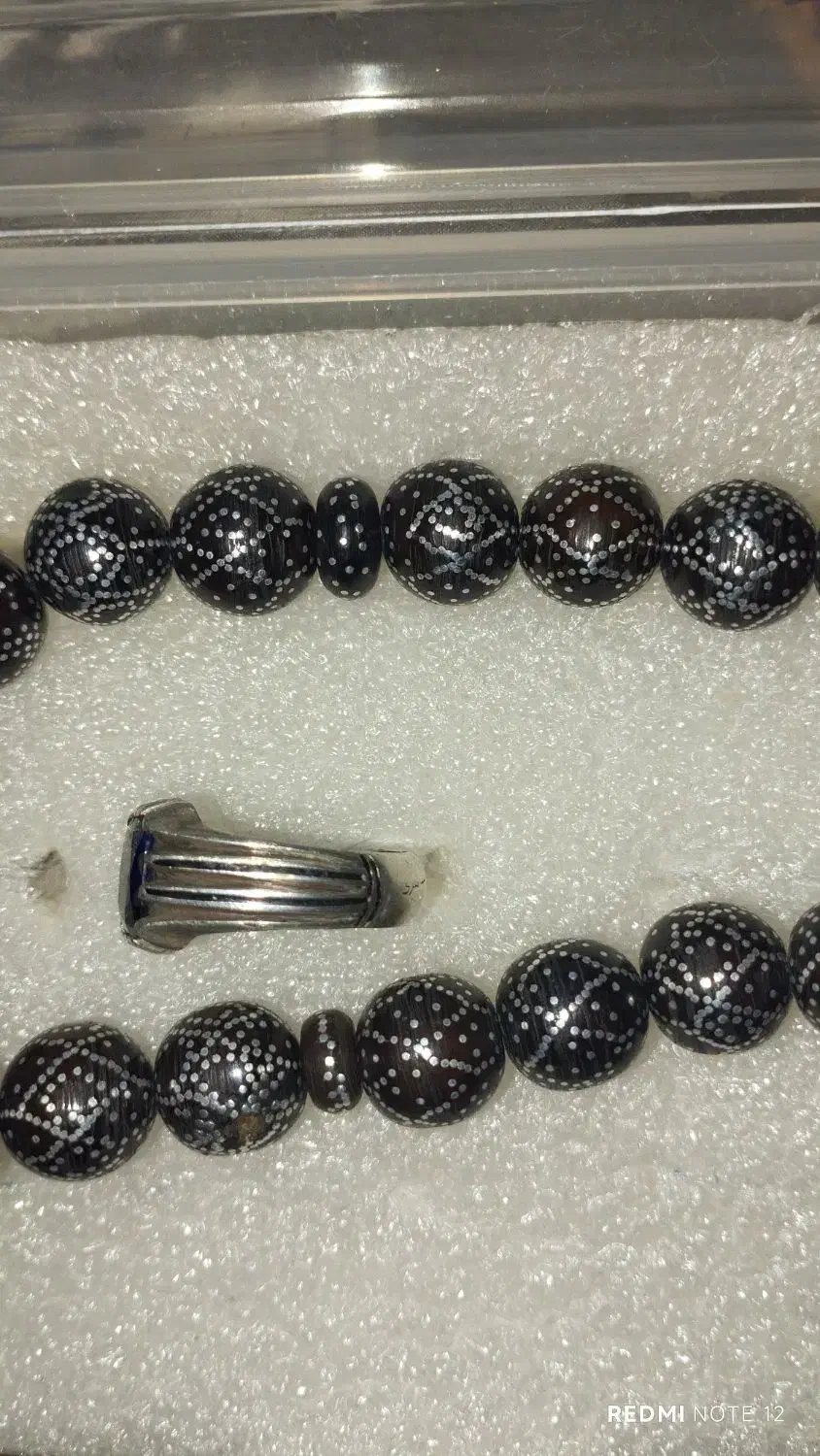 یاقوت ابی|کلکسیون اشیاء عتیقه|کارون, |دیوار