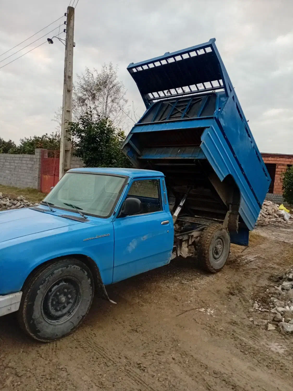 نیسان کمپرسی و باری (شن وماسه)|خدمات حمل و نقل|قائم‌شهر, |دیوار