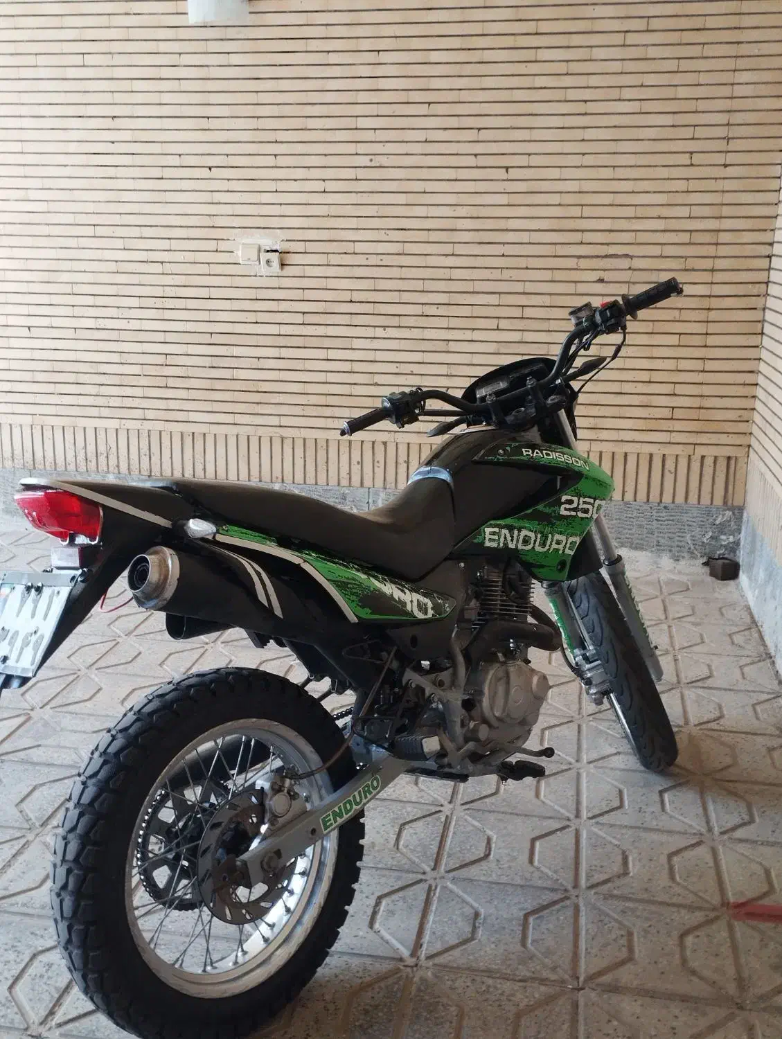 موتور تریل رادیسون|موتورسیکلت|بیرجند, |دیوار