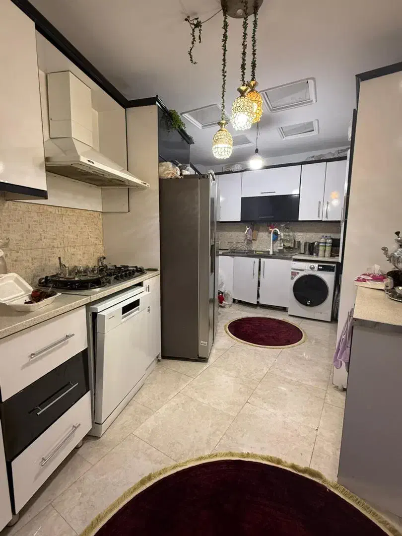 آپارتمان ۱جاره ۱۰۰ متری فول پیروزی