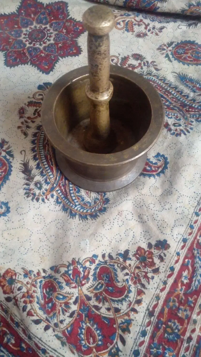 یک هاونگ خیلی قدیمی بفروش می رسد|کلکسیون اشیاء عتیقه|اصفهان, ارزنان|دیوار