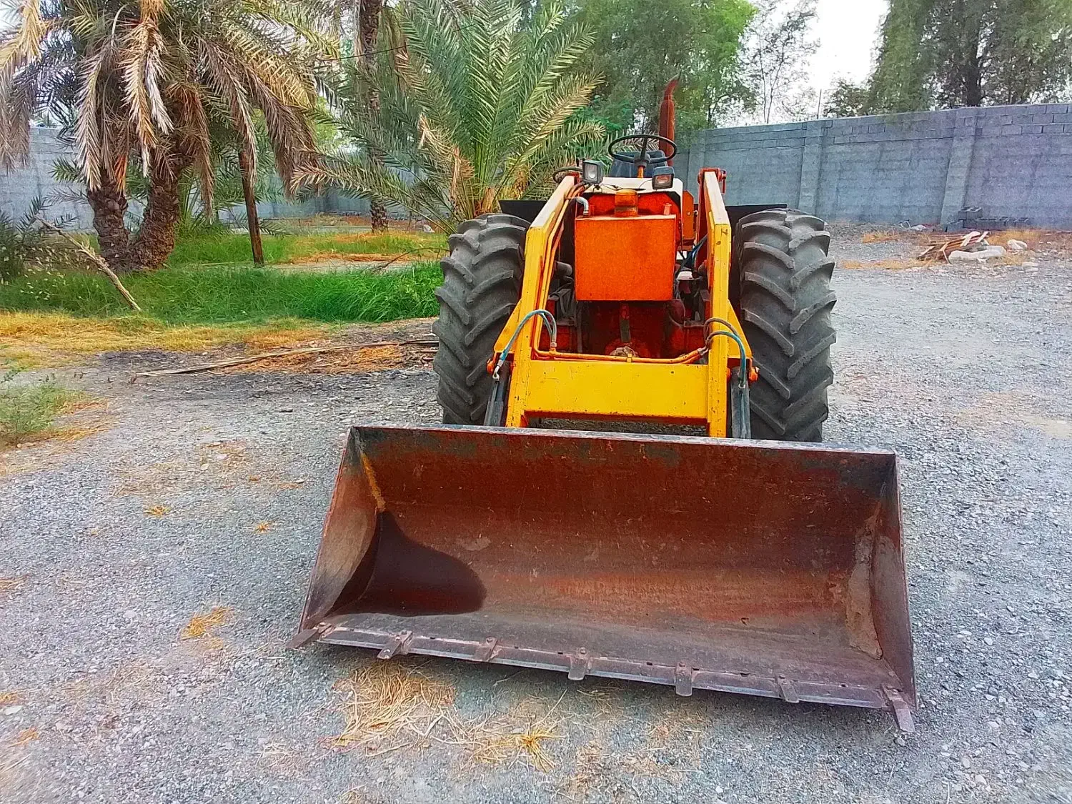 فروش تراکتور بیل عقب در رودان|خودرو سنگین|رودان, |دیوار
