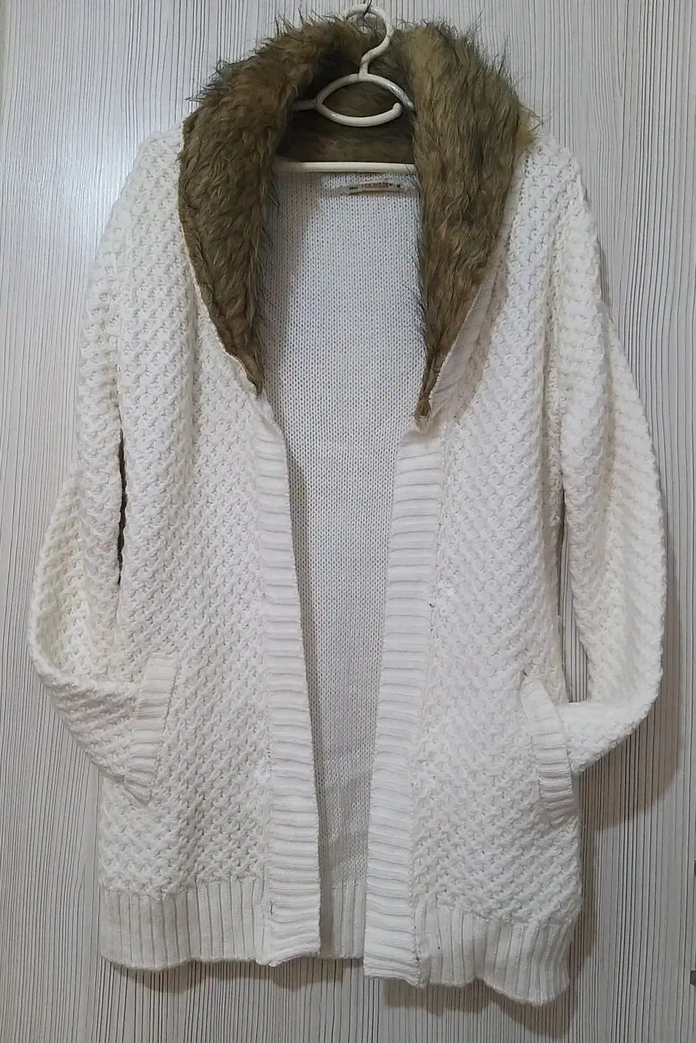 بارونی،بافت ،پالتو|لباس|صدرا-فارس, فاز ۱|دیوار