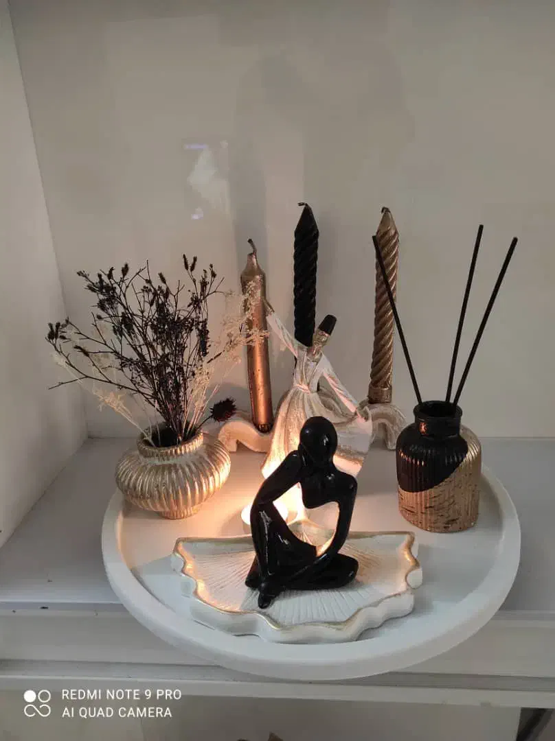 سینی دکوراتیو و استند اسم باقیمت مناسب|صنایع دستی و سایر لوازم تزئینی|بروجرد, |دیوار