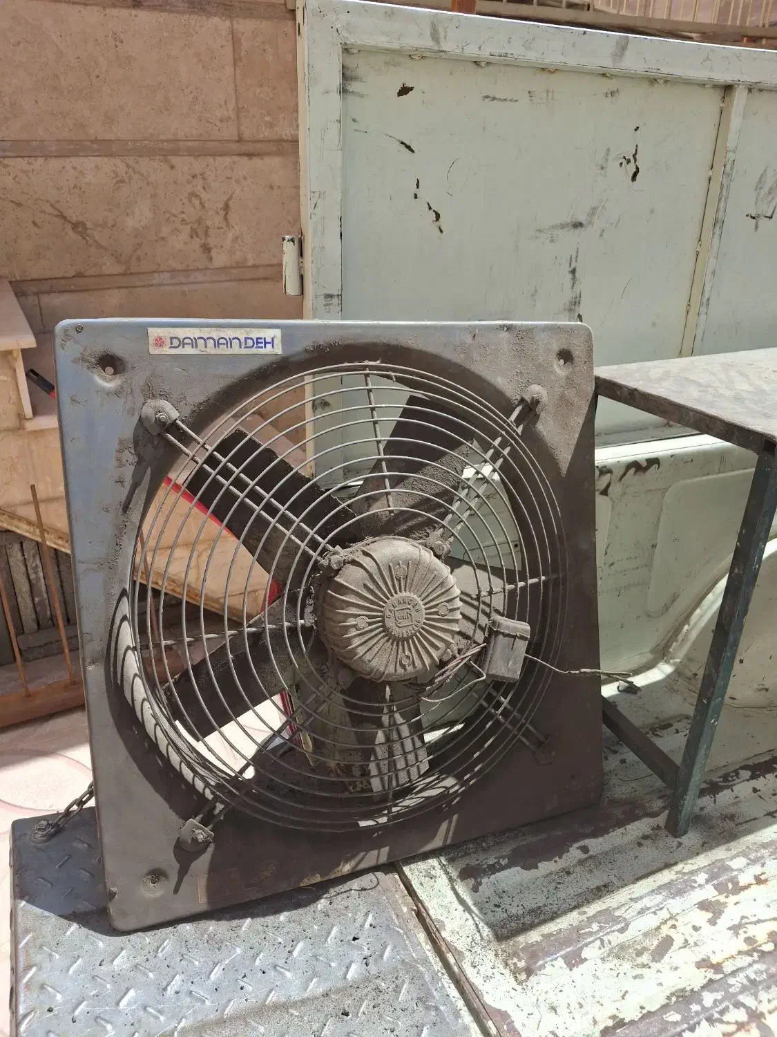 2عدد فن هواکش صنعتی 60×60|ماشین‌آلات صنعتی|مریوان, |دیوار