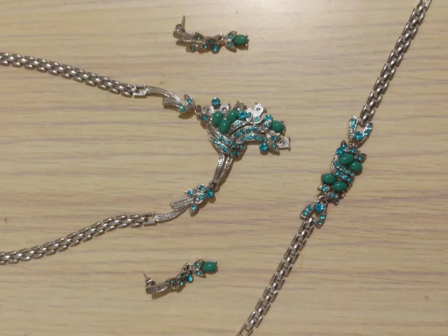 سرویس رنگ ثابت|بدلیجات|ورامین, ورامین|دیوار