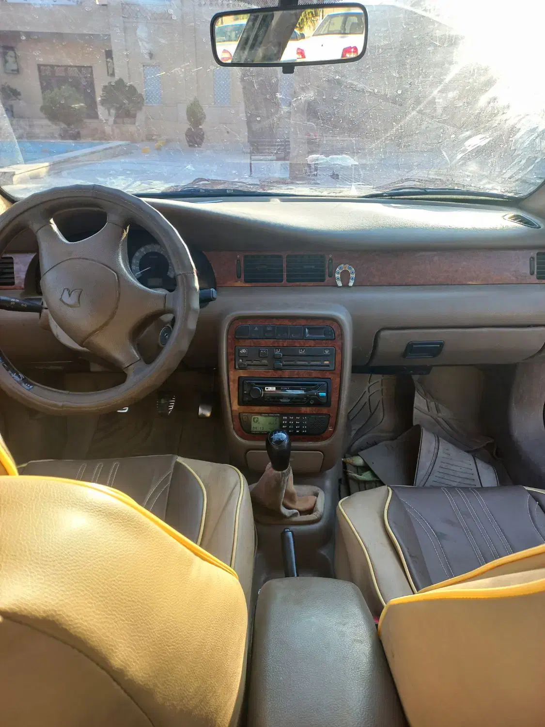 مدل ۸۴|خودرو سواری و وانت|شیراز, شاهچراغ|دیوار