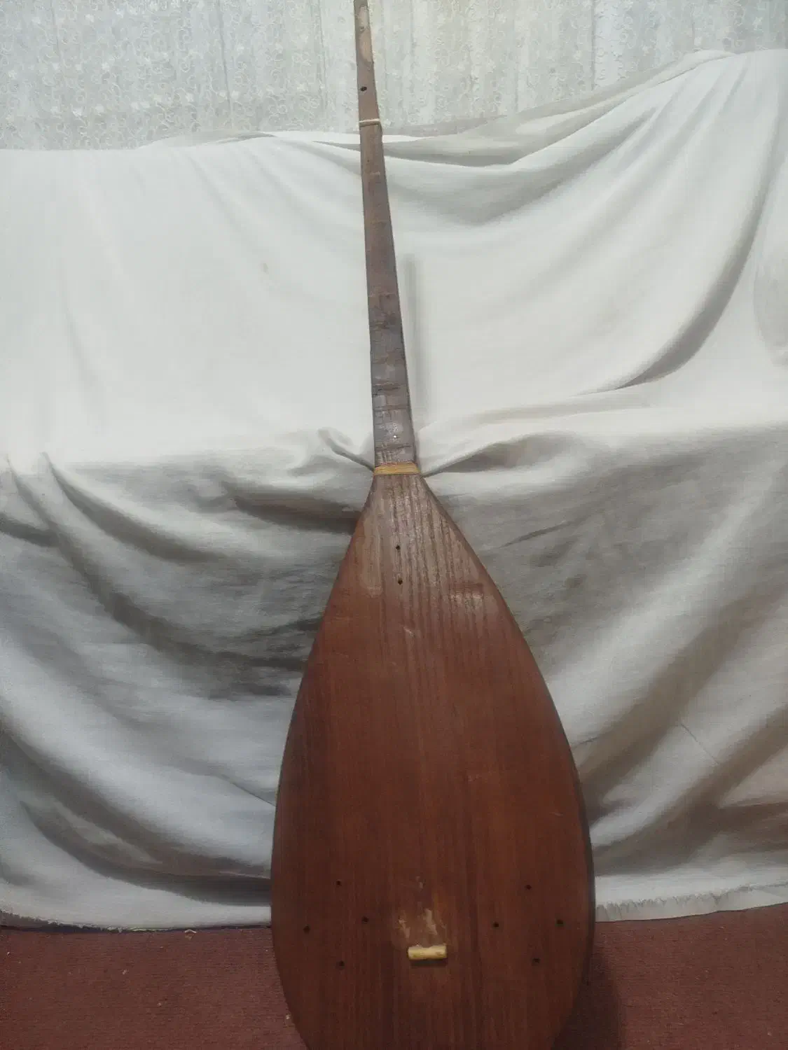 دوتار خراسان|سازهای سنتی|گرگان, |دیوار