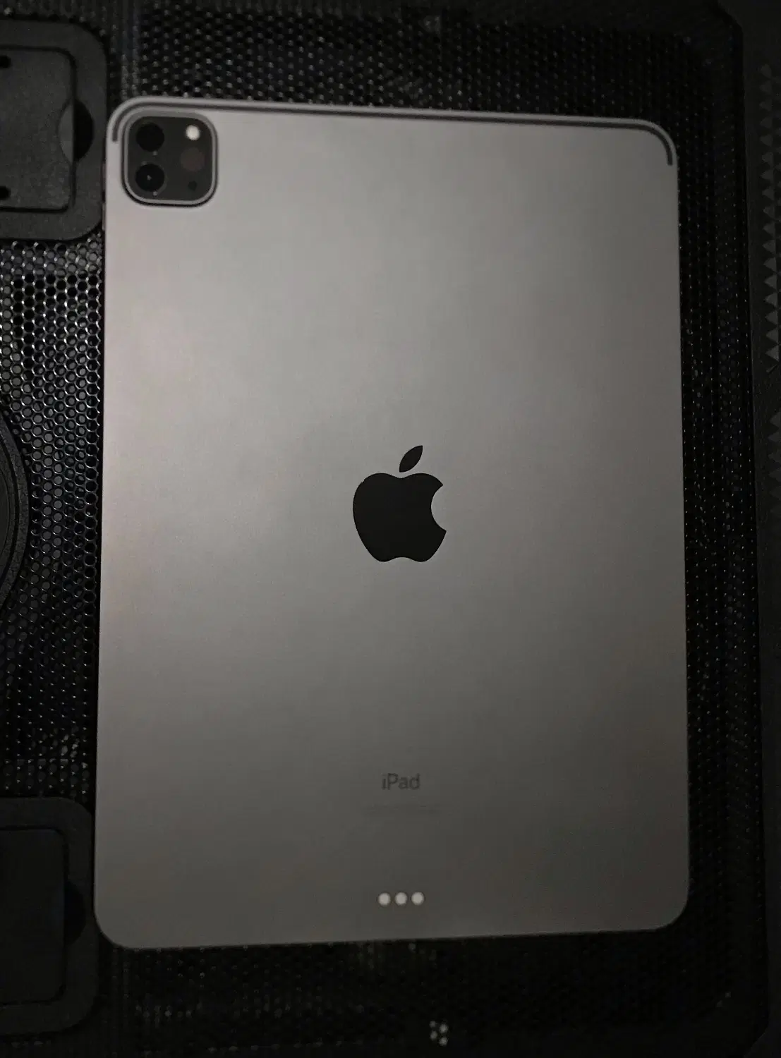 iPad Pro 2 m - - LLA|تبلت|تهران, مهران (سیدخندان)|دیوار