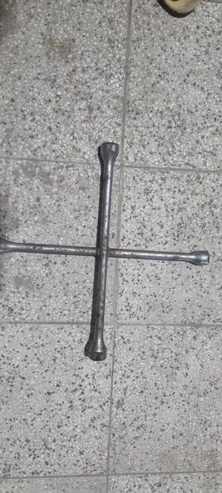 عتیقه چهار پر آلمانی اصل|کلکسیون اشیاء عتیقه|نیشابور, ده حلاج|دیوار