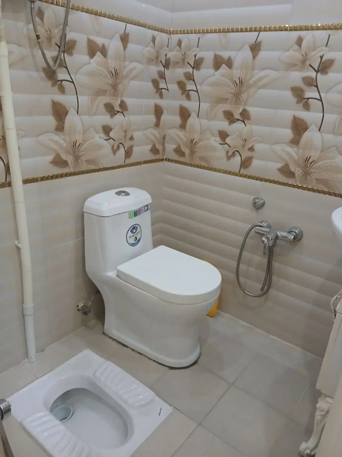 آپارتمان۹۳متری دوخواب و فول امکانات و آماده  سکونت