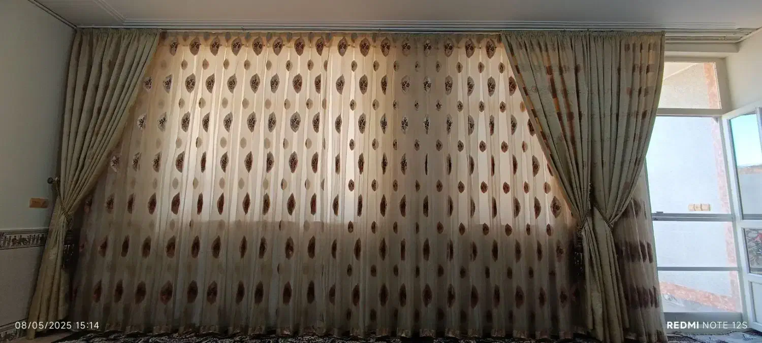 پرده|پرده، رانر، رومیزی|میمه, |دیوار