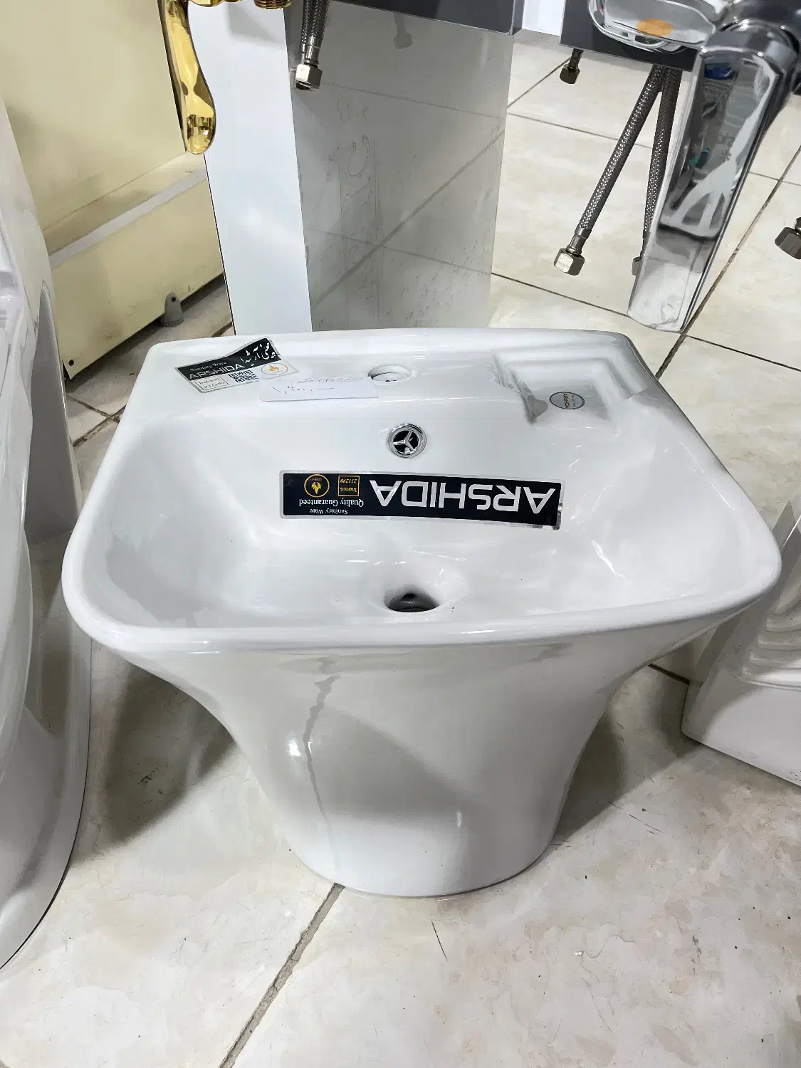 هود سینک گاز روشویی شیر الات|لوازم سرویس بهداشتی|کرمانشاه, |دیوار