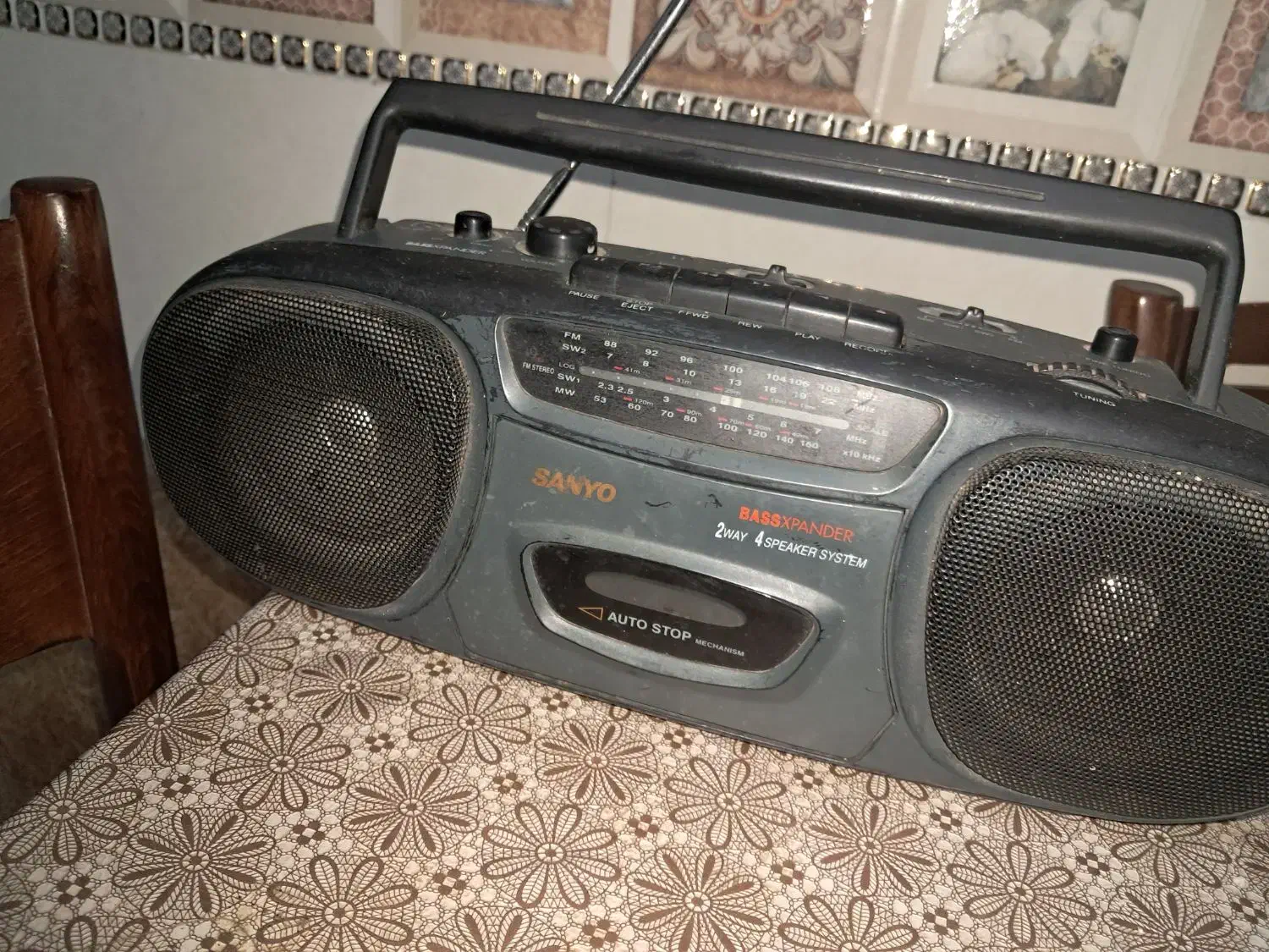 رادیو قدیمی|کلکسیون اشیاء عتیقه|گلستان (تهران), |دیوار