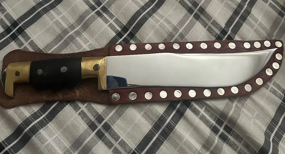 چاقویه ترکمن|کلکسیون اشیاء عتیقه|آق قلا, |دیوار