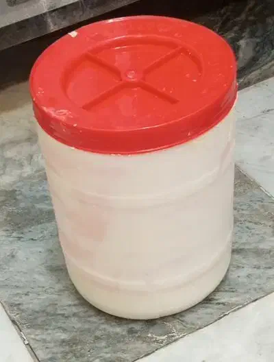 سطل ۸ کیلویی درب دار آبند.درب فرمونی.دبه|ظروف نگهدارنده، پلاستیکی، یک‌بارمصرف|نهاوند, |دیوار