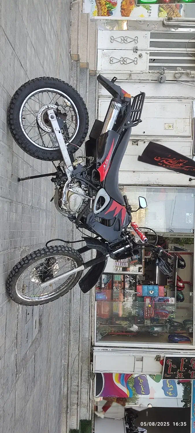 پیشرو 200پلاک ملی|موتورسیکلت|شیراز, مسلم|دیوار