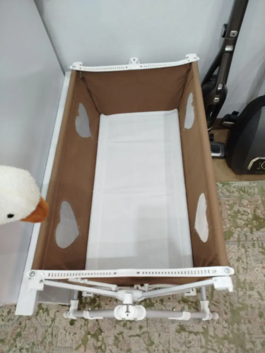 گهواره دستی|اسباب و اثاث بچه|پرند, فاز ۲|دیوار