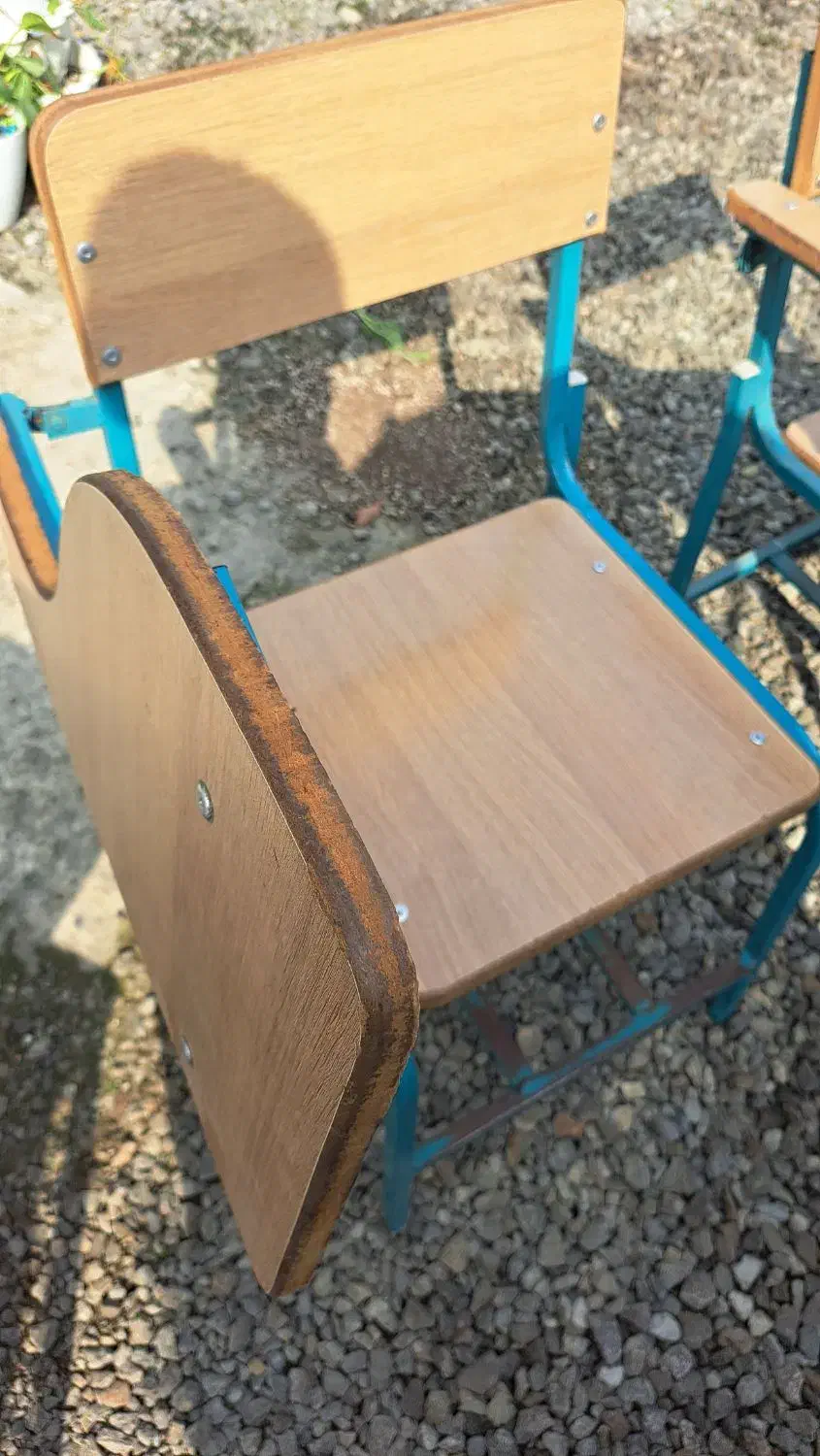 صندلی آموزشی|صندلی و نیمکت|نور, |دیوار