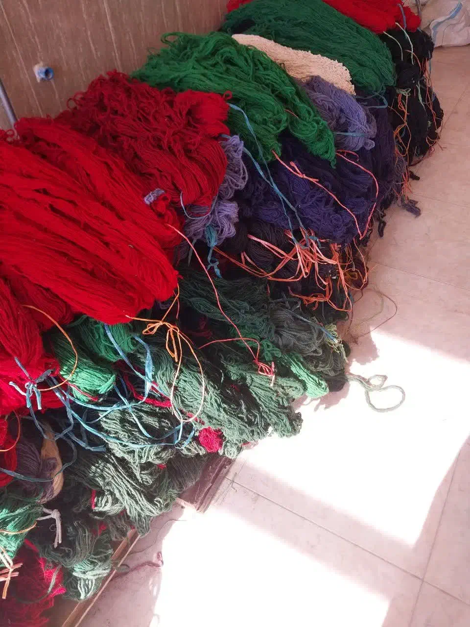 فرش ایپی|لوازم خیاطی و بافتنی|اهر, |دیوار