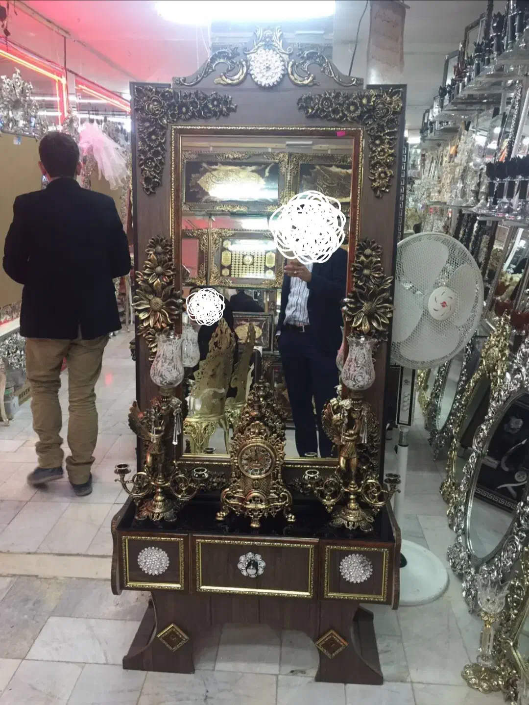 آینه و شمعدان|آینه|شهرکرد, |دیوار