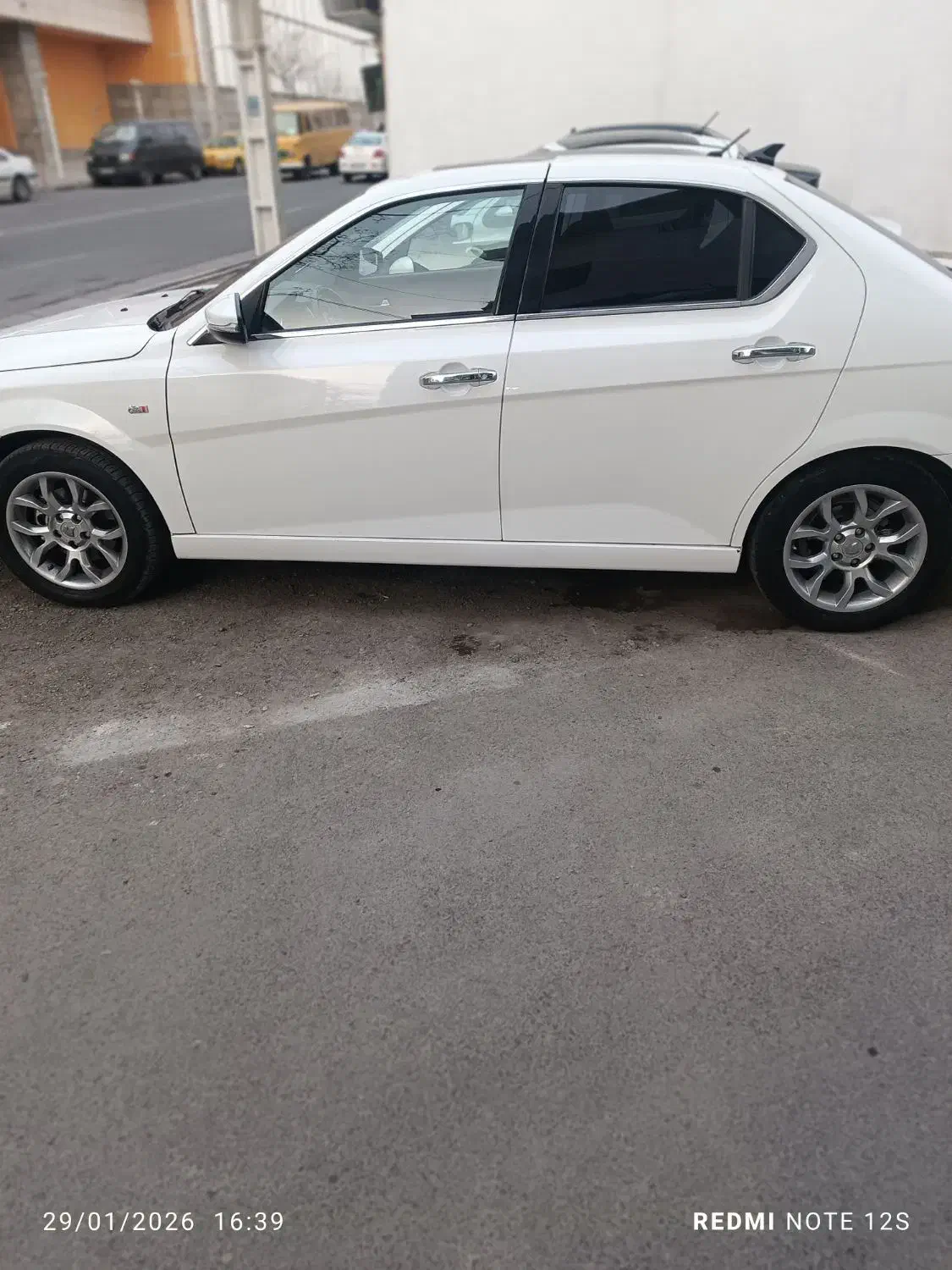 دنا پلاس|خودرو سواری و وانت|مشکیندشت, |دیوار