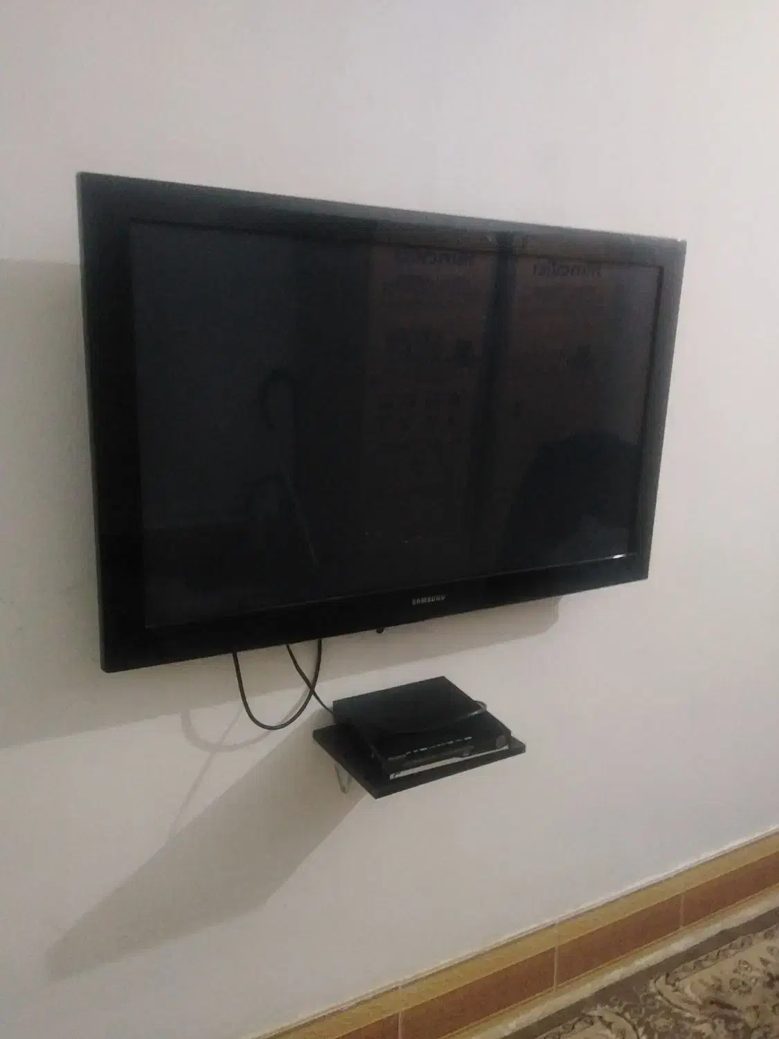 تلویزیون السیدی42اینچ سامسونگ|تلویزیون و پروژکتور|بروجرد, |دیوار