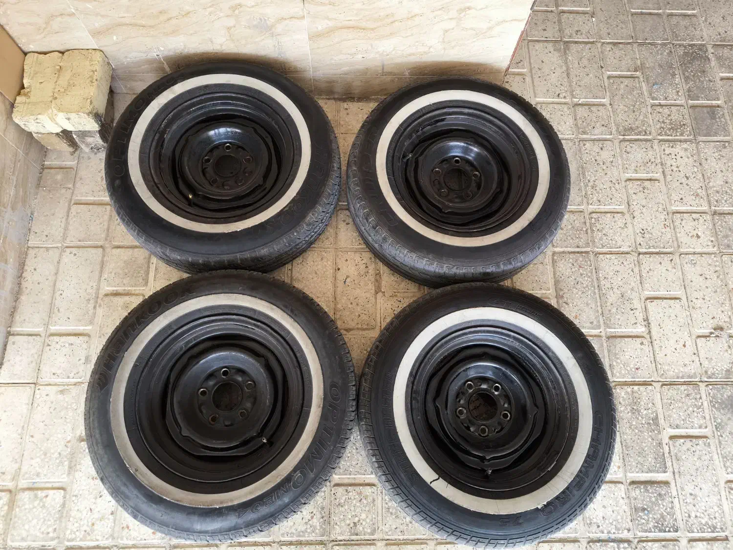 بیوک ، نوا ، رینگ و لاستیک|قطعات یدکی و لوازم جانبی|شاهین‌شهر, سعدی جنوبی|دیوار