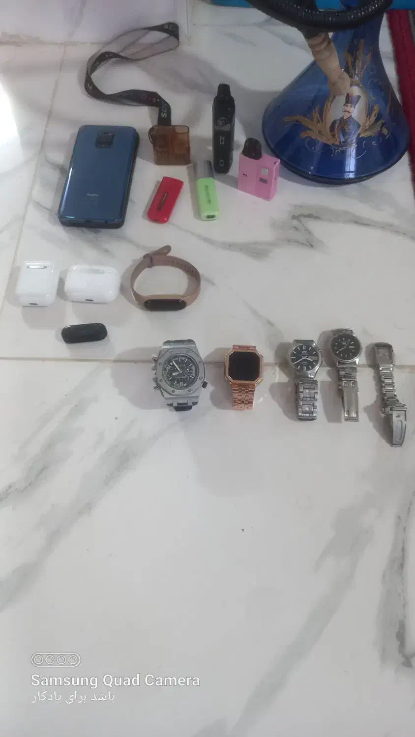 پک کلکسیونی وسایل قدیمی و دیجیتال متنوع|کلکسیون اشیاء عتیقه|بروجن, |دیوار