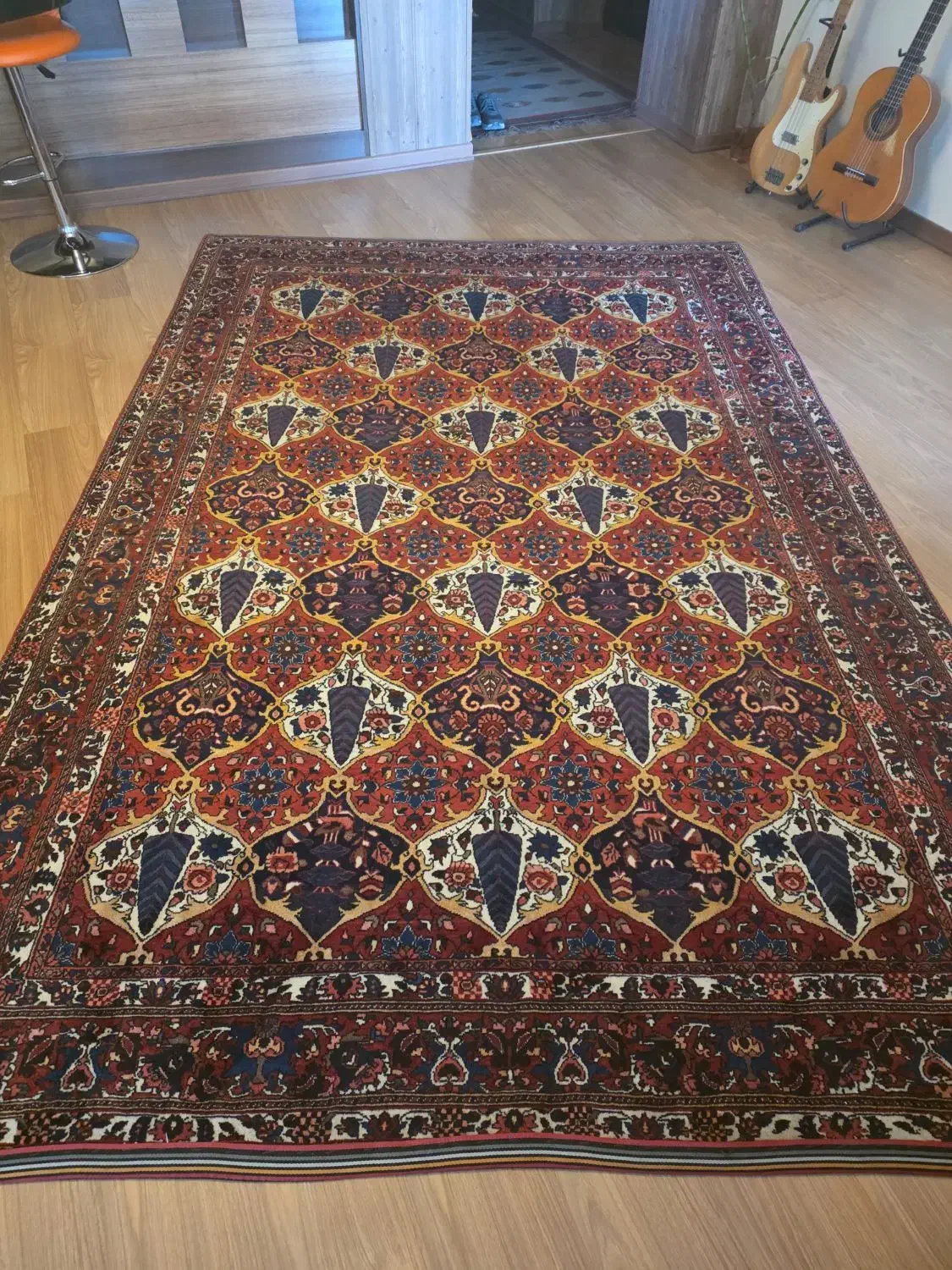 فروش قالی|فرش|اصفهان, باغ زرشک|دیوار