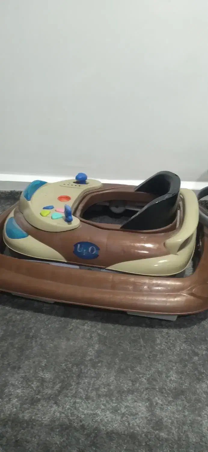 روروک وکریر نوتمیز|کالسکه و لوازم جانبی|دزفول, |دیوار