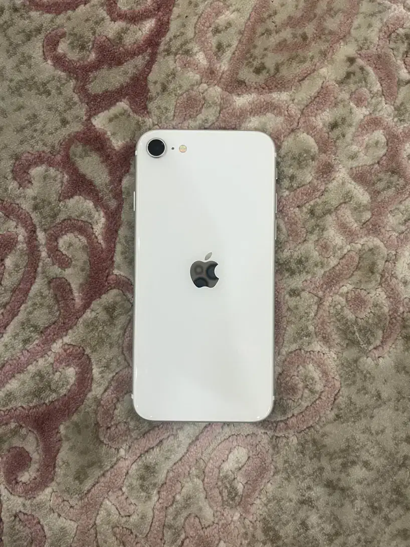 آیفون SE 2020 حافظه ۲۵۶ جعبه بزرگ|موبایل|کرمانشاه, |دیوار