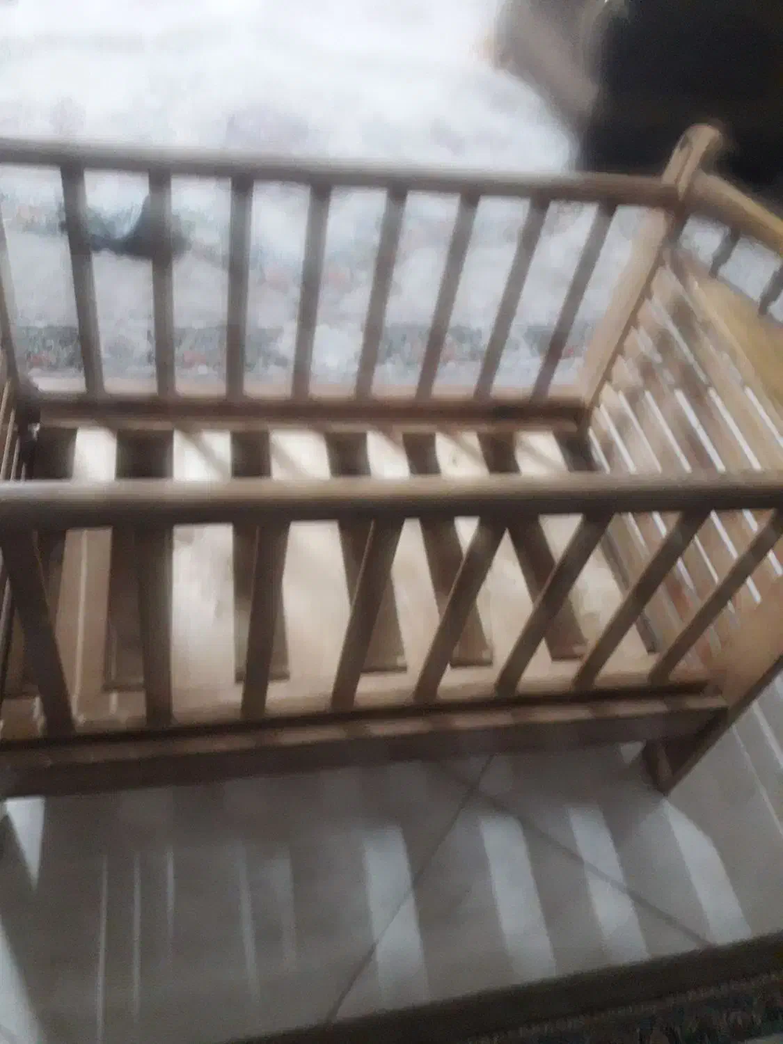 تخت خواب وگهواره کودک|تخت و صندلی بچه|آباده, |دیوار