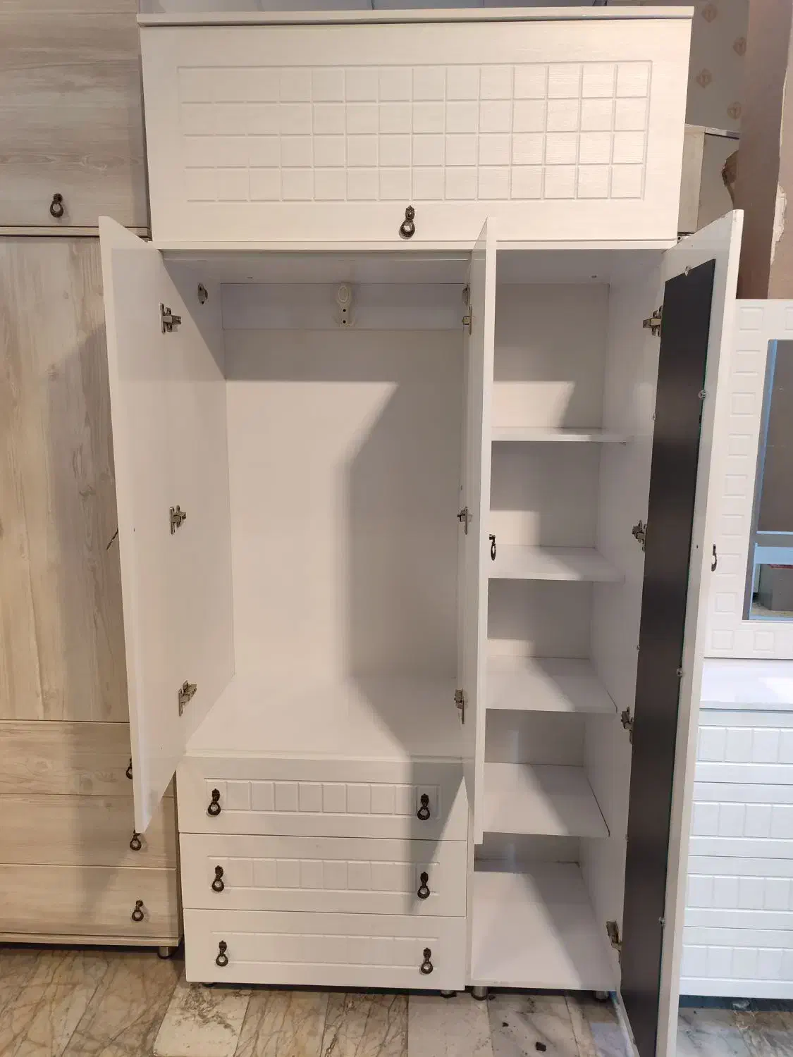 صنایع چوب کمد لباس دراور کمدلباس هاشمی جاکفشی|جاکفشی، کمد، دراور|مشهد, نکاح|دیوار