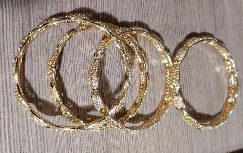 چهار عدد النگو سایز 3 جنس فیوژن نو|بدلیجات|تهران, استخر|دیوار