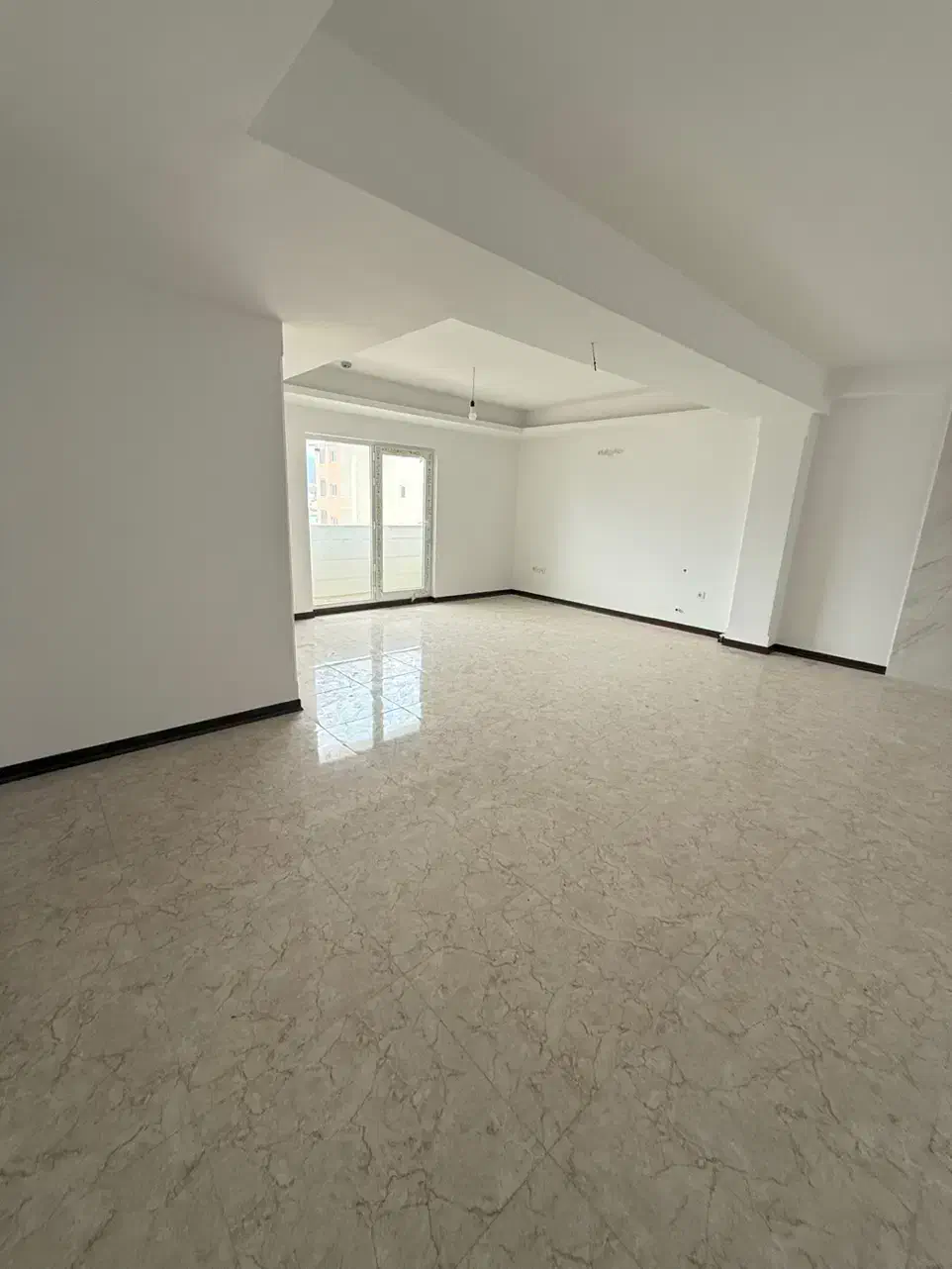 فروش واحد ۱۰۰ متری طبقه هفتم دید عالی جنگل|فروش آپارتمان|چالوس, |دیوار