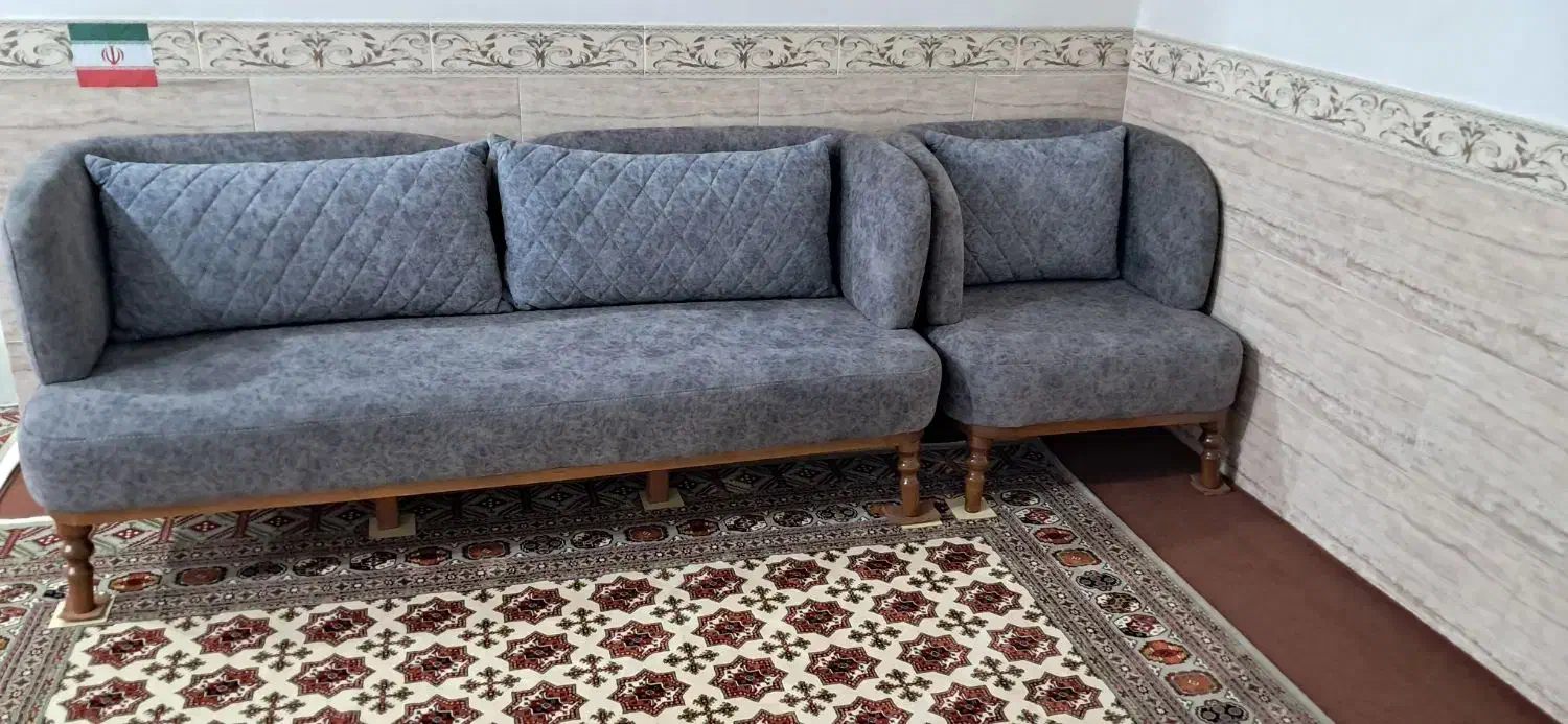 مبل ۵نفره|مبلمان خانگی و میز عسلی|آق قلا, |دیوار