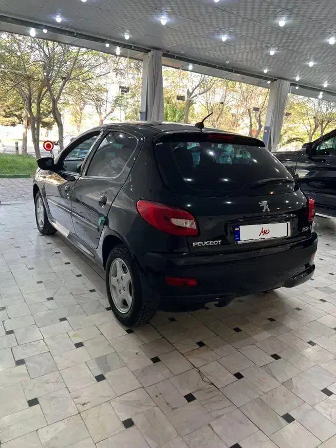 207پانا دنده ارتقا|خودرو سواری و وانت|کاشان, ۲۲ بهمن|دیوار