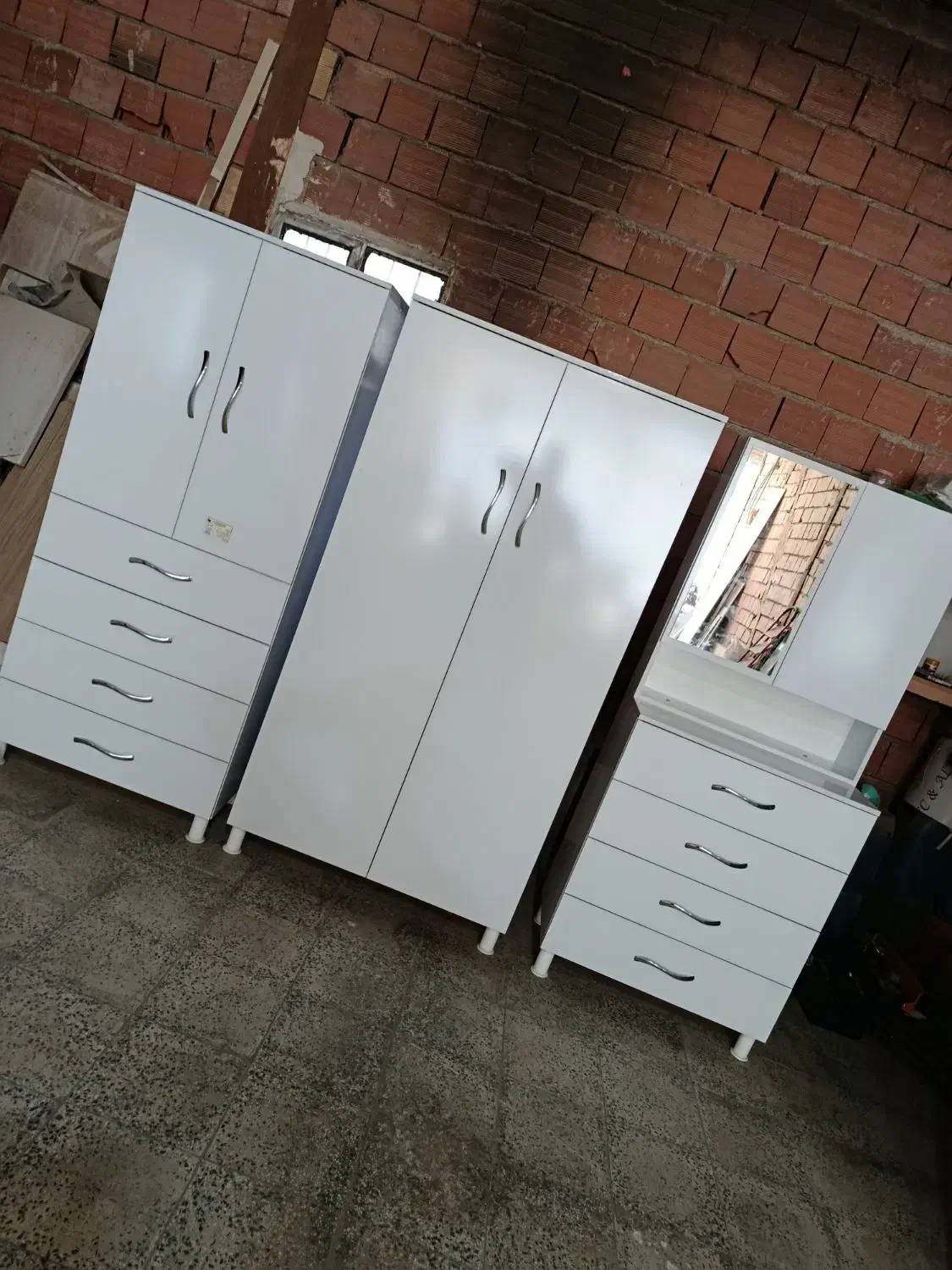 کمد|جاکفشی، کمد، دراور|مریوان, |دیوار