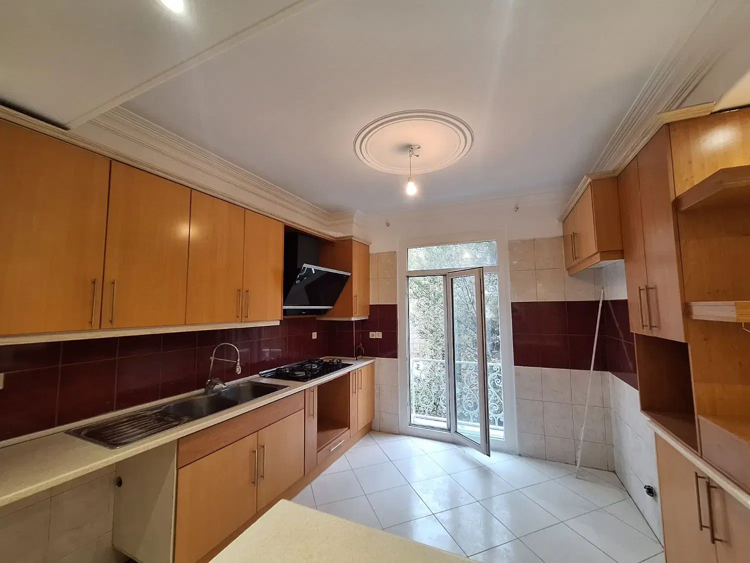 پاسداران،۱۵۵متر،۳خواب،نشیمن مجزا