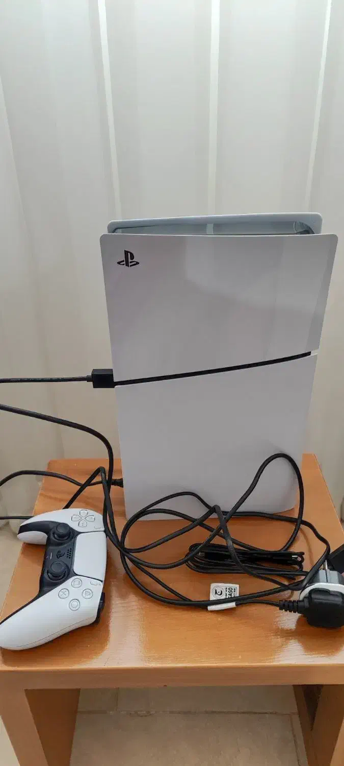 ps5 بسیار تمیز در حد نو|کنسول، بازی ویدئویی و آنلاین|قم, پردیسان|دیوار