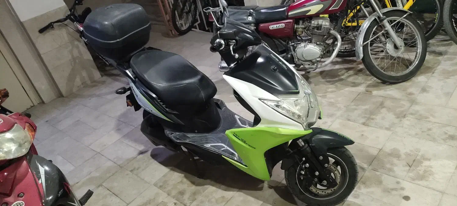 موتور سیکلت برقی کویر|موتورسیکلت|اصفهان, کوی امیریه|دیوار