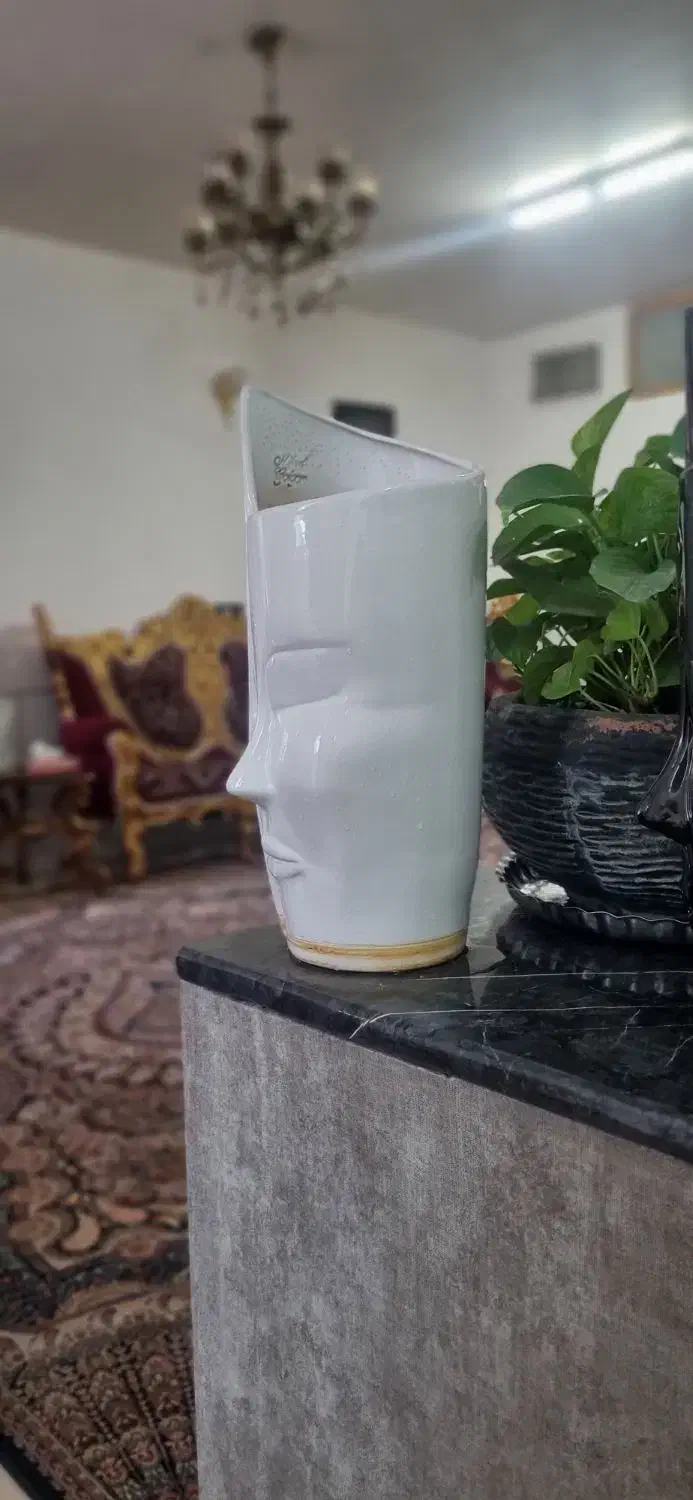 گلدان|گل و گیاه طبیعی|لنجان, |دیوار