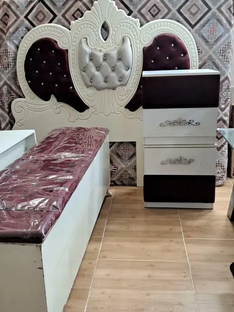 تخت خواب|تخت و سرویس خواب|سبزوار, زینبیه|دیوار