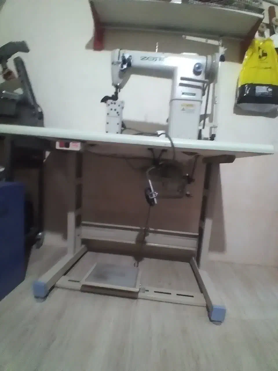 دستگاه خشک کن و چرخ خیاطی|ماشین‌آلات صنعتی|پاکدشت, پارچین|دیوار