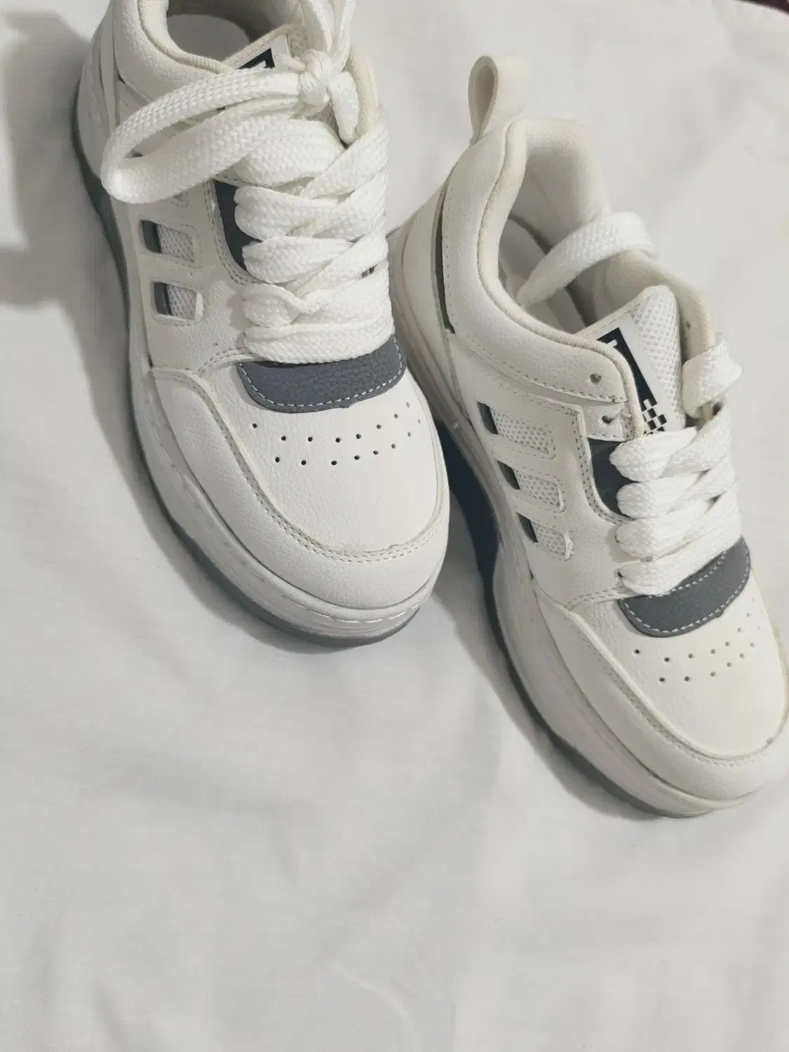 کتونی زنانه|کیف، کفش، کمربند|قم, شاه ابراهیم|دیوار