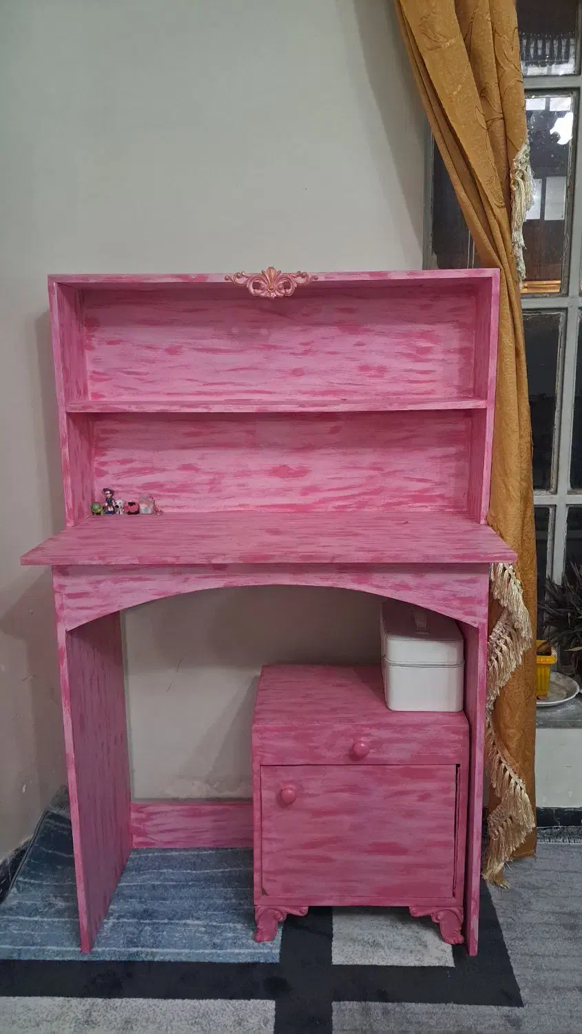 میز تحریر|میز تحریر و کامپیوتر|شیراز, سجادیه|دیوار